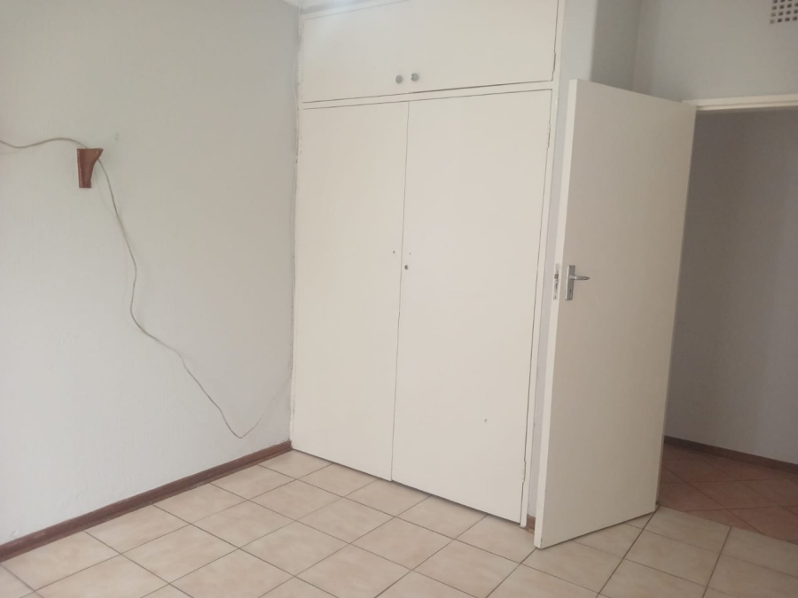To Let 4 Bedroom Property for Rent in Mayberry Park Gauteng