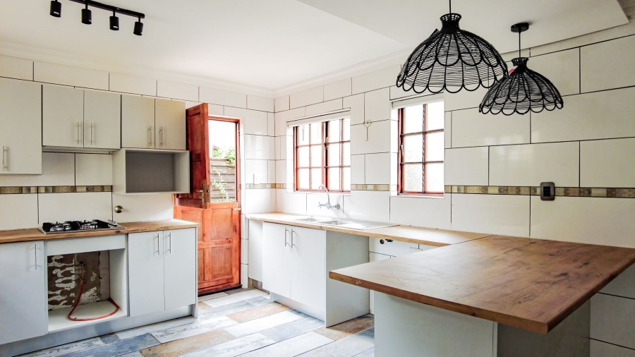 3 Bedroom Property for Sale in Equestria Gauteng