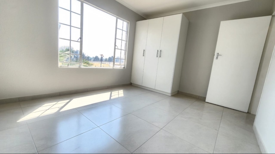 2 Bedroom Property for Sale in Edenvale Central Gauteng