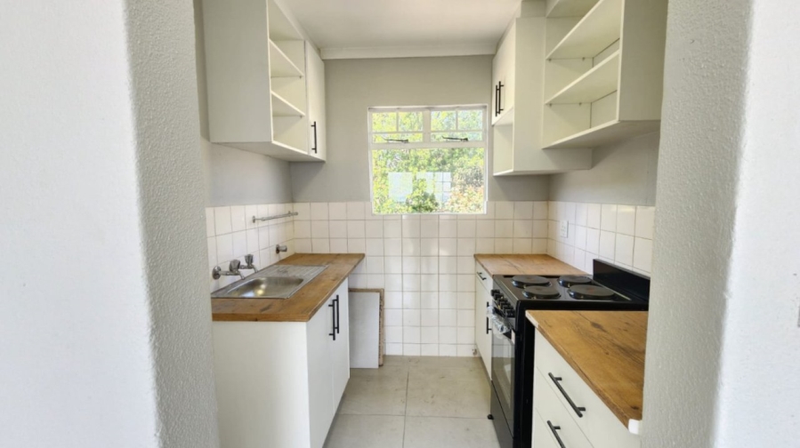 2 Bedroom Property for Sale in Edenvale Central Gauteng