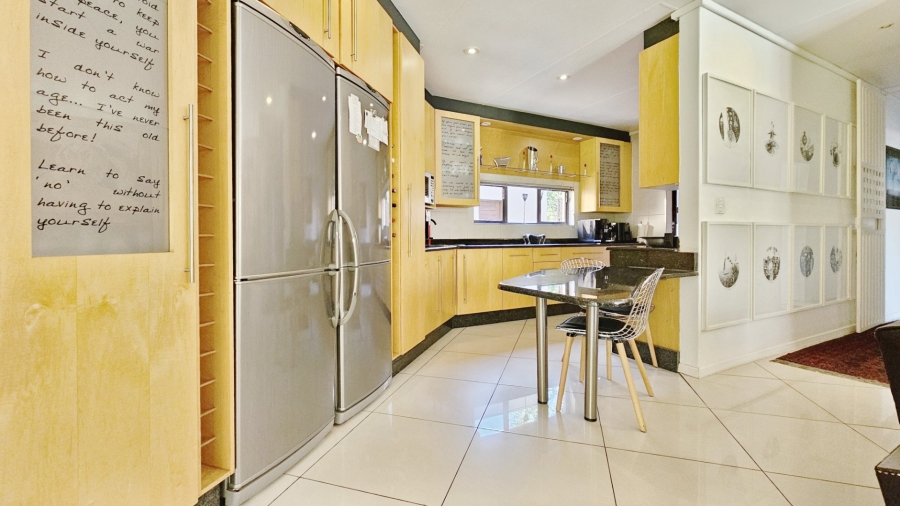 4 Bedroom Property for Sale in Three Rivers Proper Gauteng