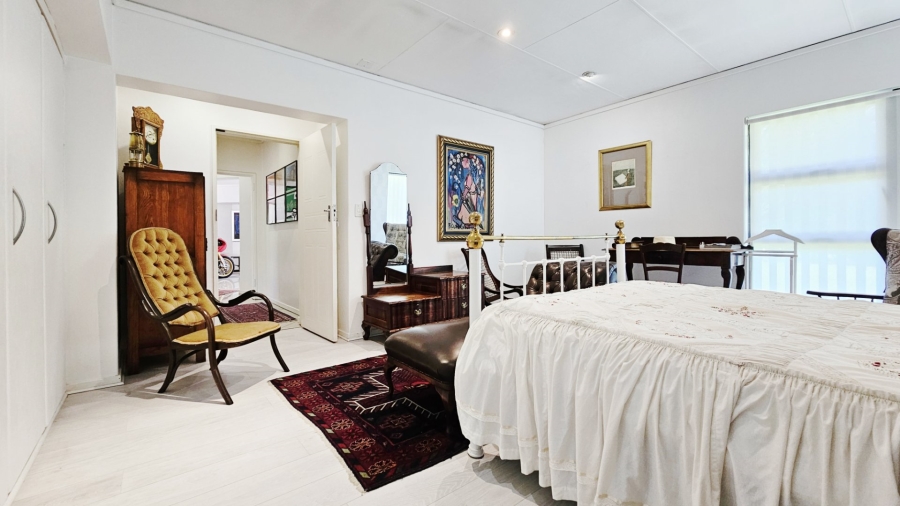 4 Bedroom Property for Sale in Three Rivers Proper Gauteng