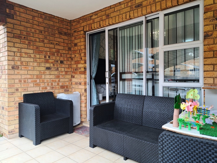 To Let 2 Bedroom Property for Rent in Noordwyk Gauteng
