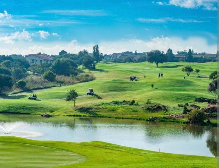 To Let 2 Bedroom Property for Rent in Jackal Creek Golf Estate Gauteng