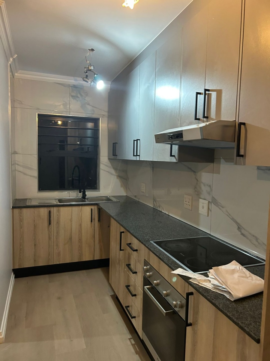 To Let 2 Bedroom Property for Rent in Jackal Creek Golf Estate Gauteng