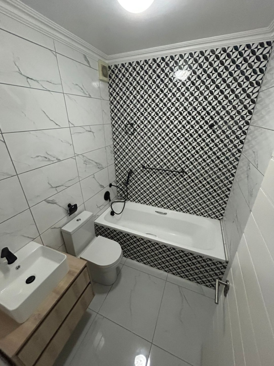 To Let 2 Bedroom Property for Rent in Jackal Creek Golf Estate Gauteng