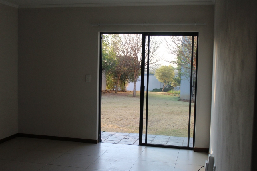 To Let 2 Bedroom Property for Rent in Jackal Creek Golf Estate Gauteng