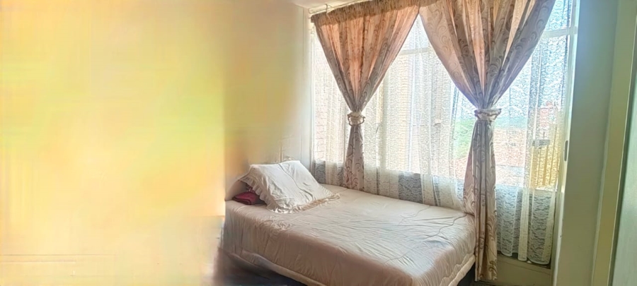 1 Bedroom Property for Sale in Gezina Gauteng