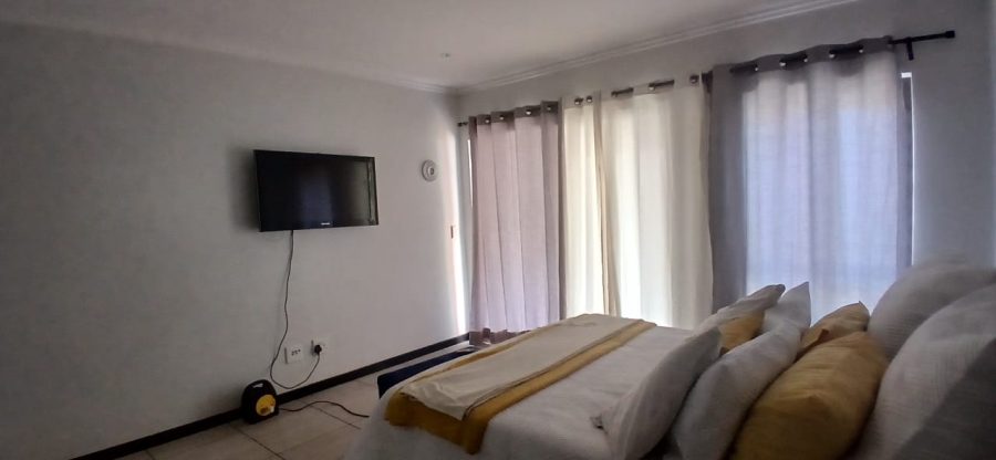 1 Bedroom Property for Sale in Sunninghill Gauteng