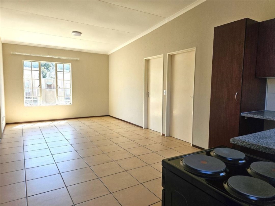 2 Bedroom Property for Sale in Norton Park Gauteng