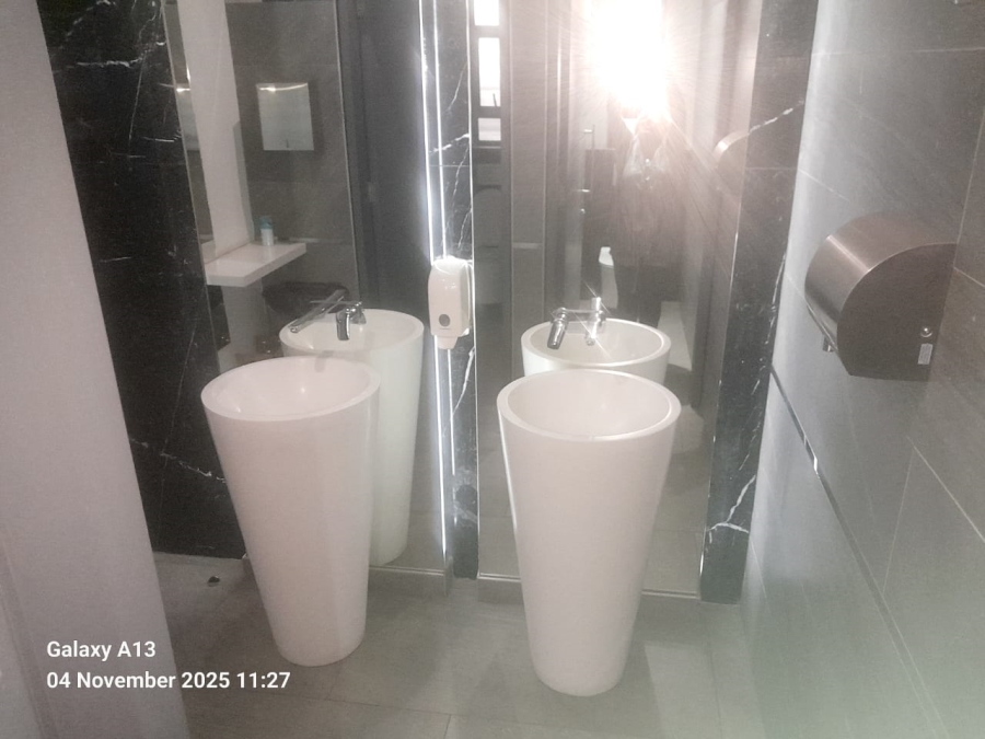 To Let commercial Property for Rent in La Como Lifestyle Estate Gauteng