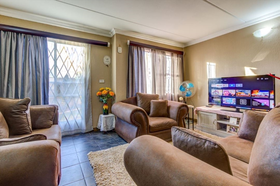 2 Bedroom Property for Sale in Impala Park Gauteng