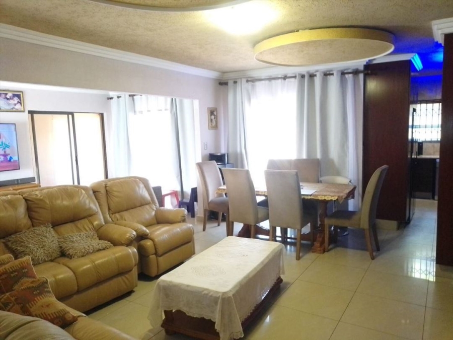 5 Bedroom Property for Sale in Leachville Ext 1 Gauteng