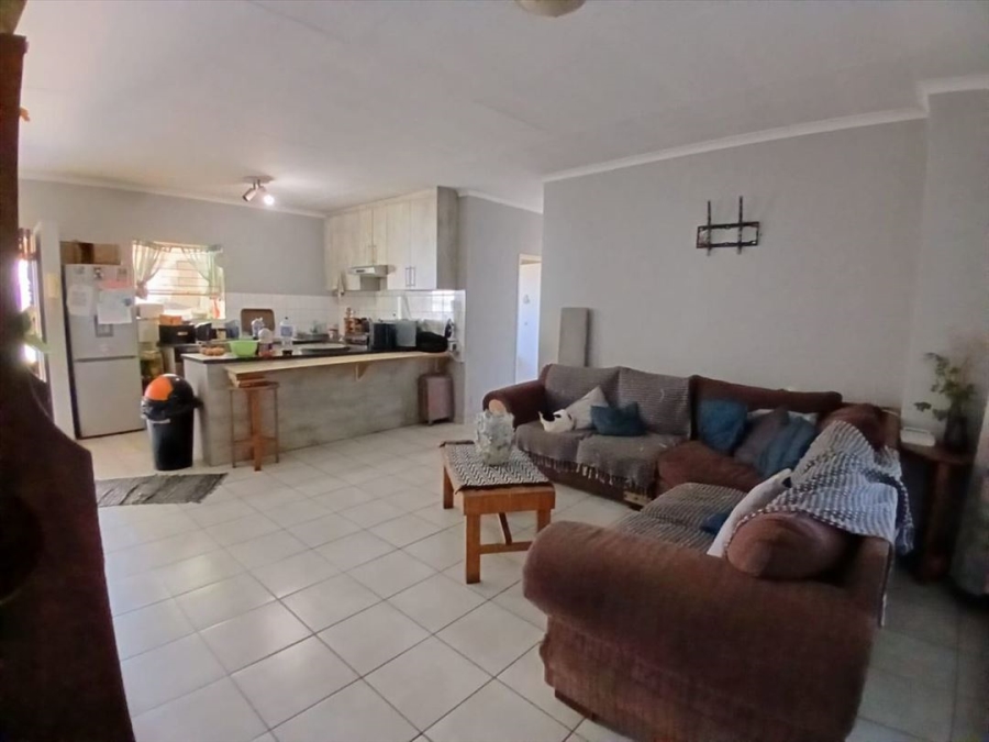 3 Bedroom Property for Sale in Birchleigh North Gauteng