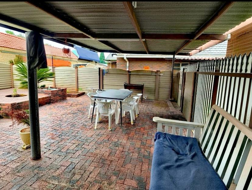 3 Bedroom Property for Sale in Vanderbijlpark SE 2 Gauteng