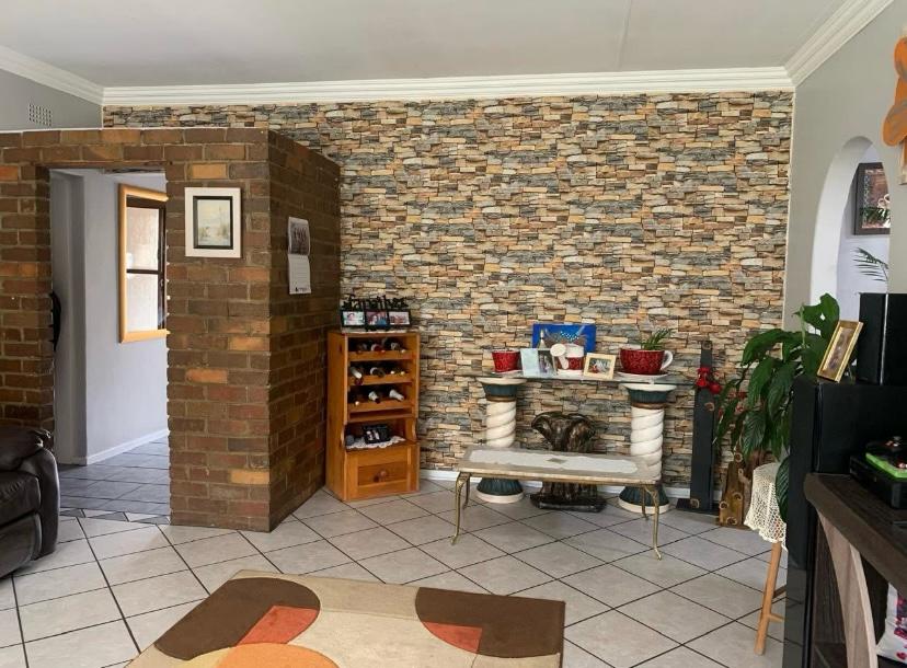 3 Bedroom Property for Sale in Vanderbijlpark SE 2 Gauteng