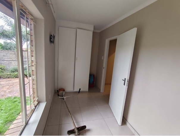 4 Bedroom Property for Sale in Suiderberg Gauteng