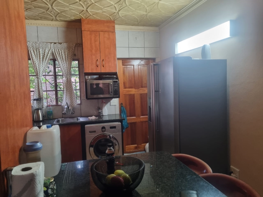 2 Bedroom Property for Sale in Birchleigh Gauteng
