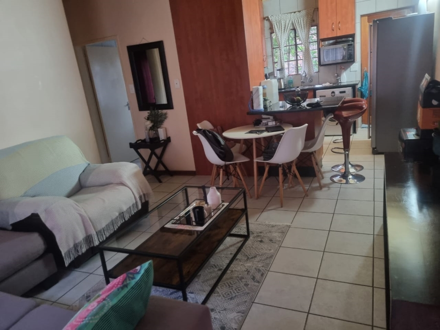 2 Bedroom Property for Sale in Birchleigh Gauteng