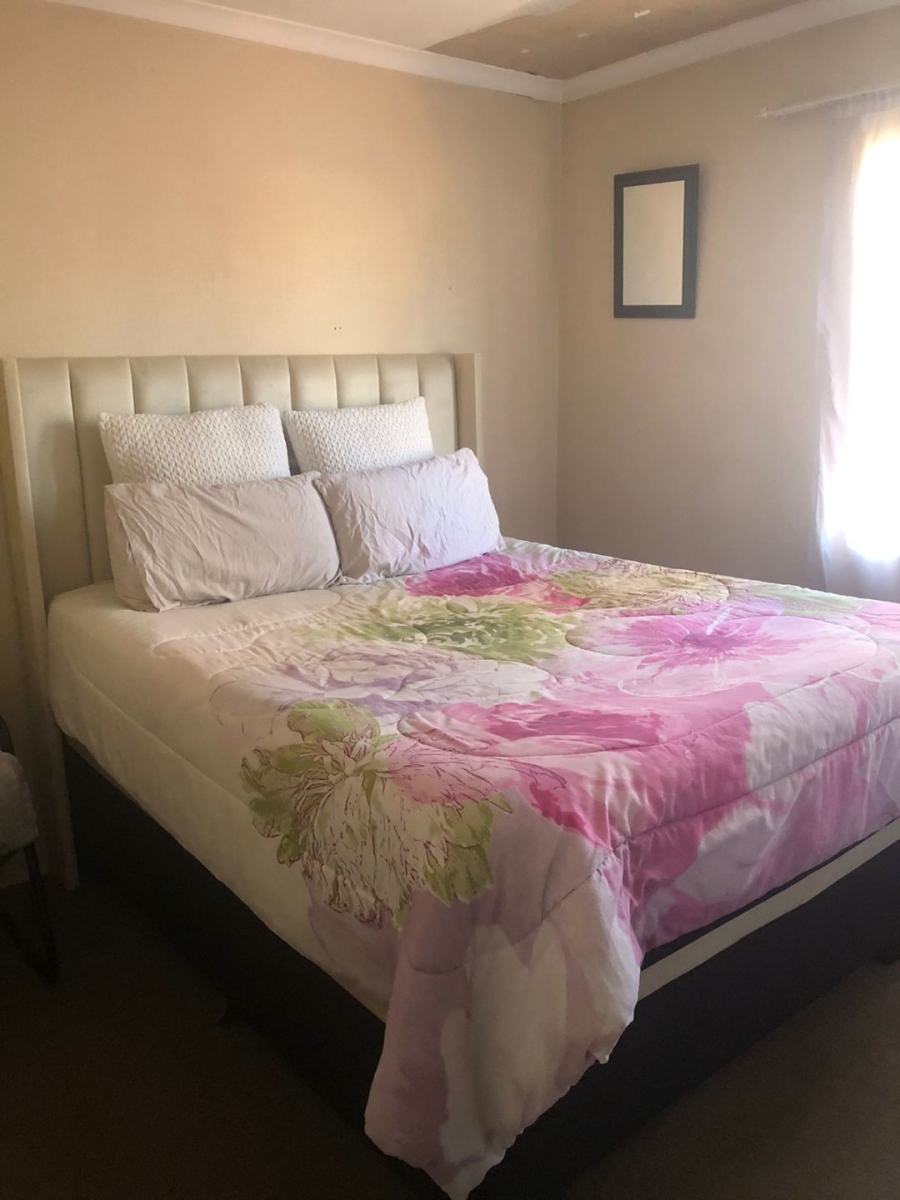 2 Bedroom Property for Sale in Albemarle Ext 1 Gauteng