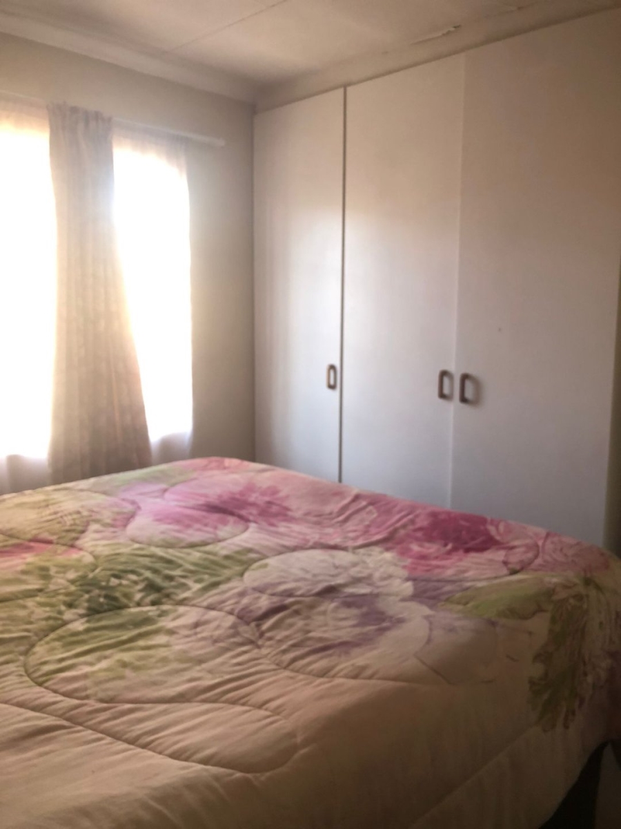 2 Bedroom Property for Sale in Albemarle Ext 1 Gauteng