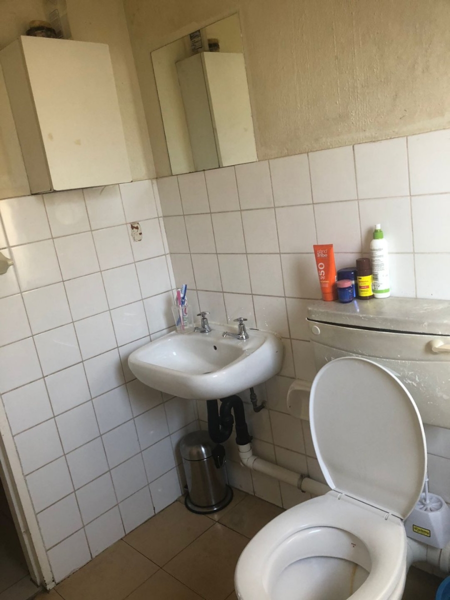 2 Bedroom Property for Sale in Albemarle Ext 1 Gauteng