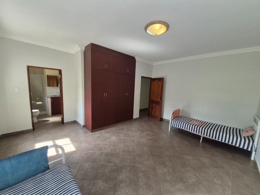 3 Bedroom Property for Sale in Zwavelpoort Gauteng