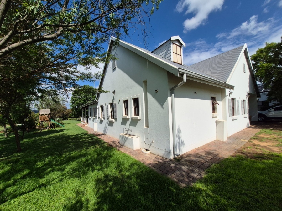 3 Bedroom Property for Sale in Zwavelpoort Gauteng