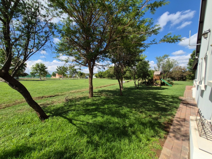 3 Bedroom Property for Sale in Zwavelpoort Gauteng
