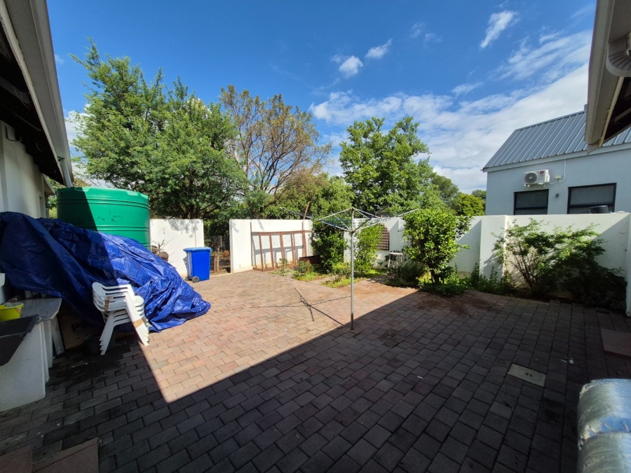 3 Bedroom Property for Sale in Zwavelpoort Gauteng
