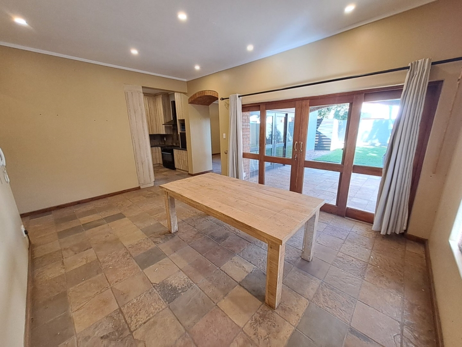 3 Bedroom Property for Sale in Willow Acres Ext 11 Gauteng