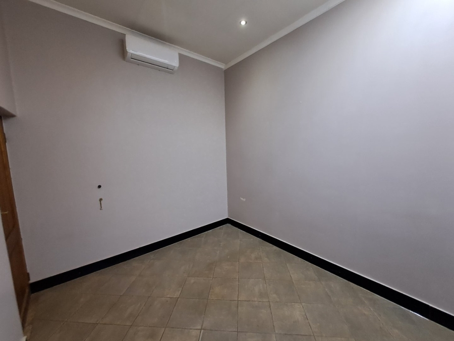 3 Bedroom Property for Sale in Willow Acres Ext 11 Gauteng