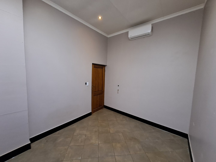 3 Bedroom Property for Sale in Willow Acres Ext 11 Gauteng
