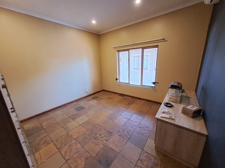 3 Bedroom Property for Sale in Willow Acres Ext 11 Gauteng