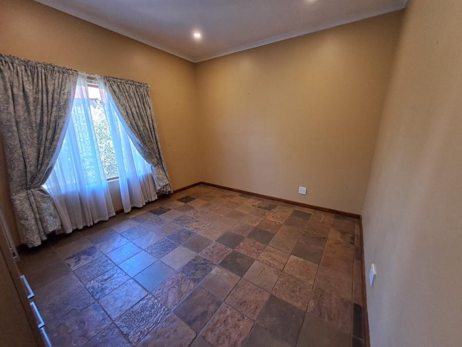 3 Bedroom Property for Sale in Willow Acres Ext 11 Gauteng