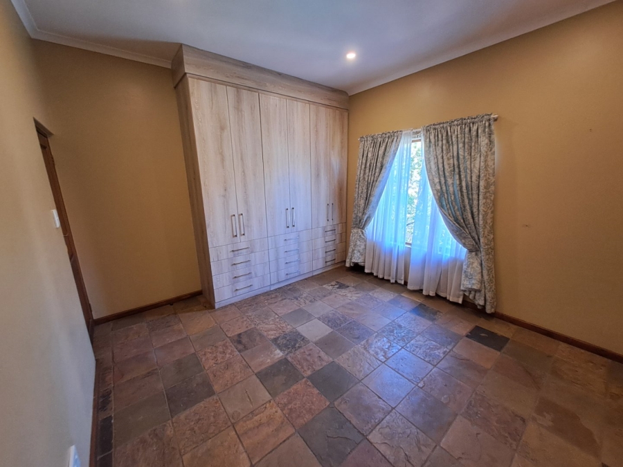 3 Bedroom Property for Sale in Willow Acres Ext 11 Gauteng