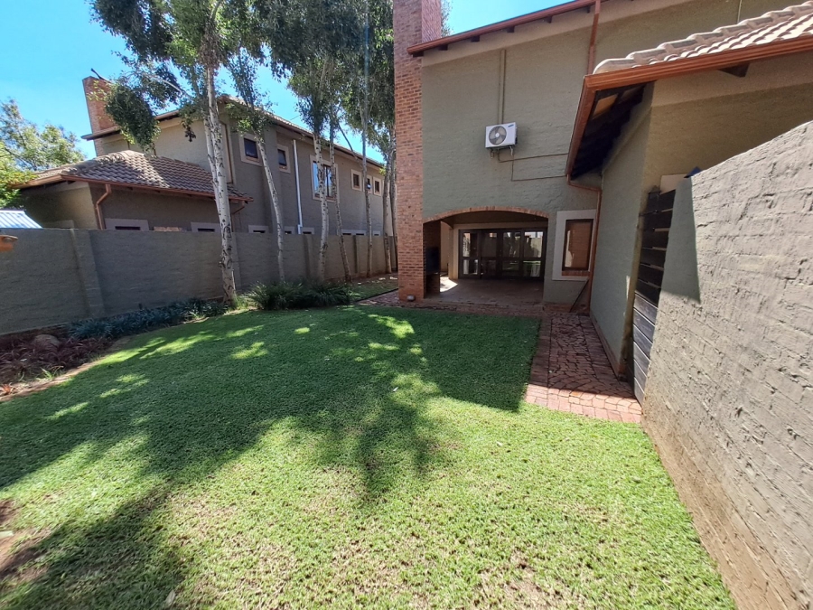 3 Bedroom Property for Sale in Willow Acres Ext 11 Gauteng