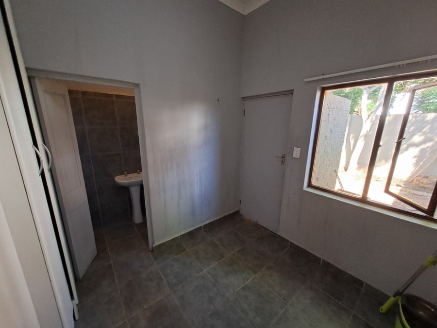 3 Bedroom Property for Sale in Willow Acres Ext 11 Gauteng