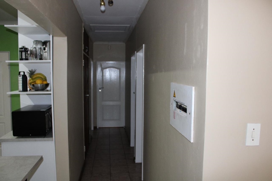 To Let 3 Bedroom Property for Rent in The Reeds Gauteng