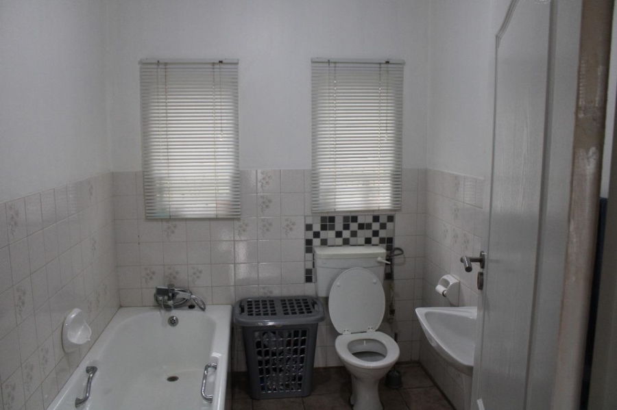 To Let 3 Bedroom Property for Rent in The Reeds Gauteng