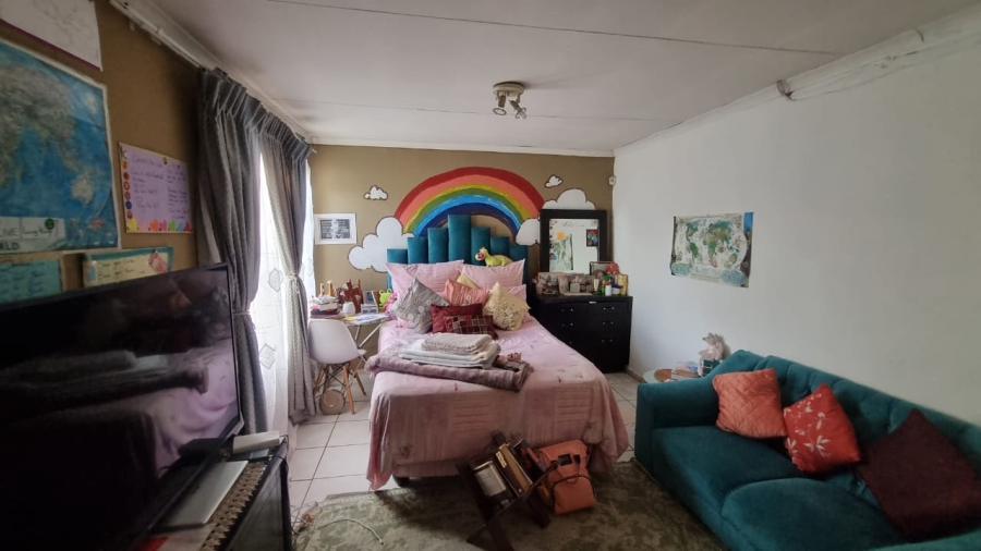 3 Bedroom Property for Sale in The Orchards Gauteng