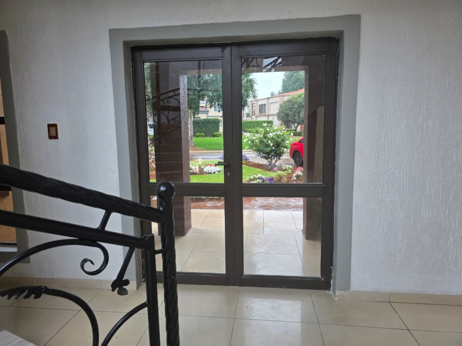 To Let 4 Bedroom Property for Rent in Emfuleni Golf Estate Gauteng