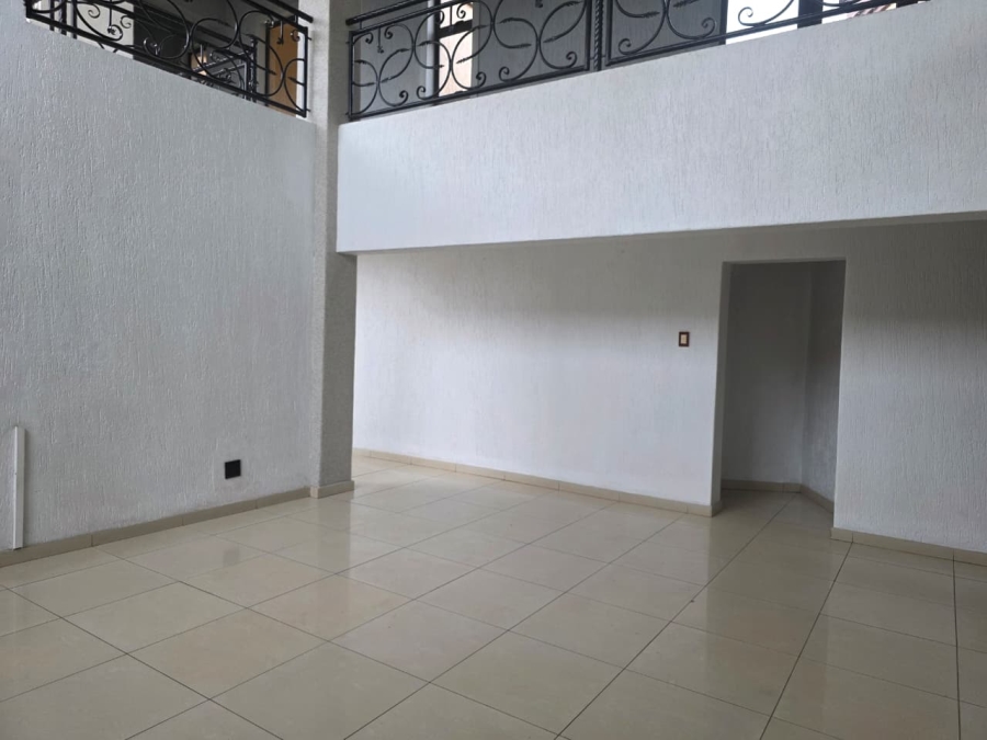 To Let 4 Bedroom Property for Rent in Emfuleni Golf Estate Gauteng