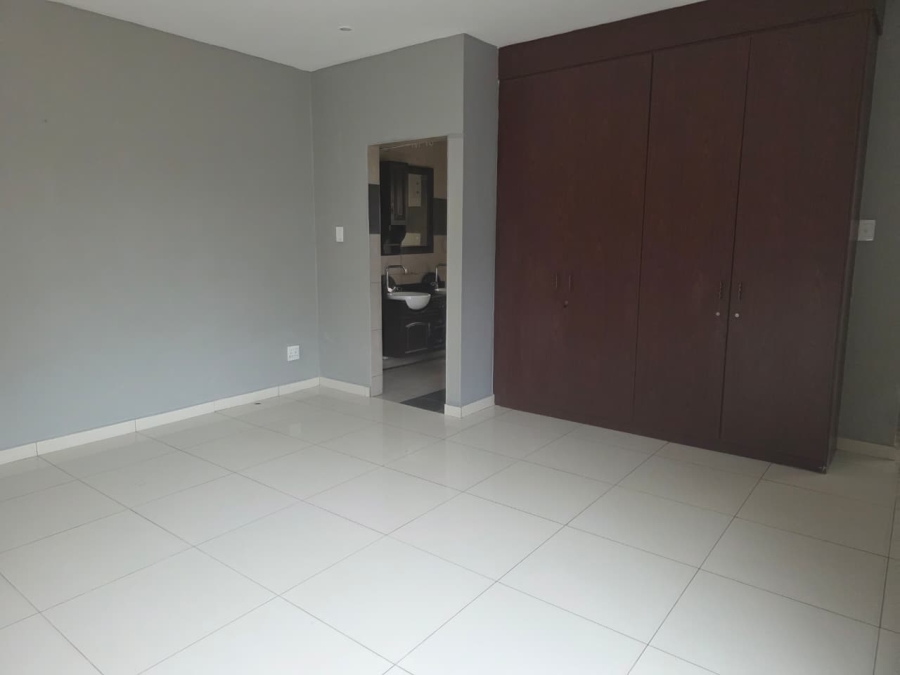 To Let 4 Bedroom Property for Rent in Emfuleni Golf Estate Gauteng
