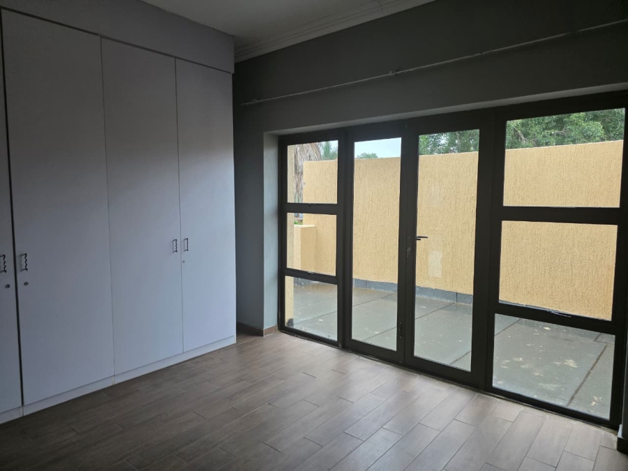 To Let 4 Bedroom Property for Rent in Emfuleni Golf Estate Gauteng