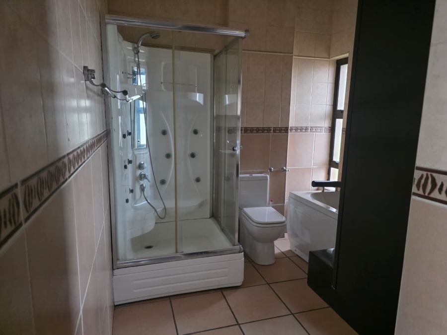 To Let 4 Bedroom Property for Rent in Emfuleni Golf Estate Gauteng