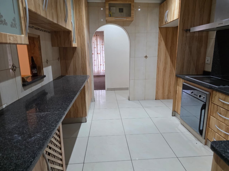 To Let 3 Bedroom Property for Rent in Vanderbijlpark Sw 2 Gauteng