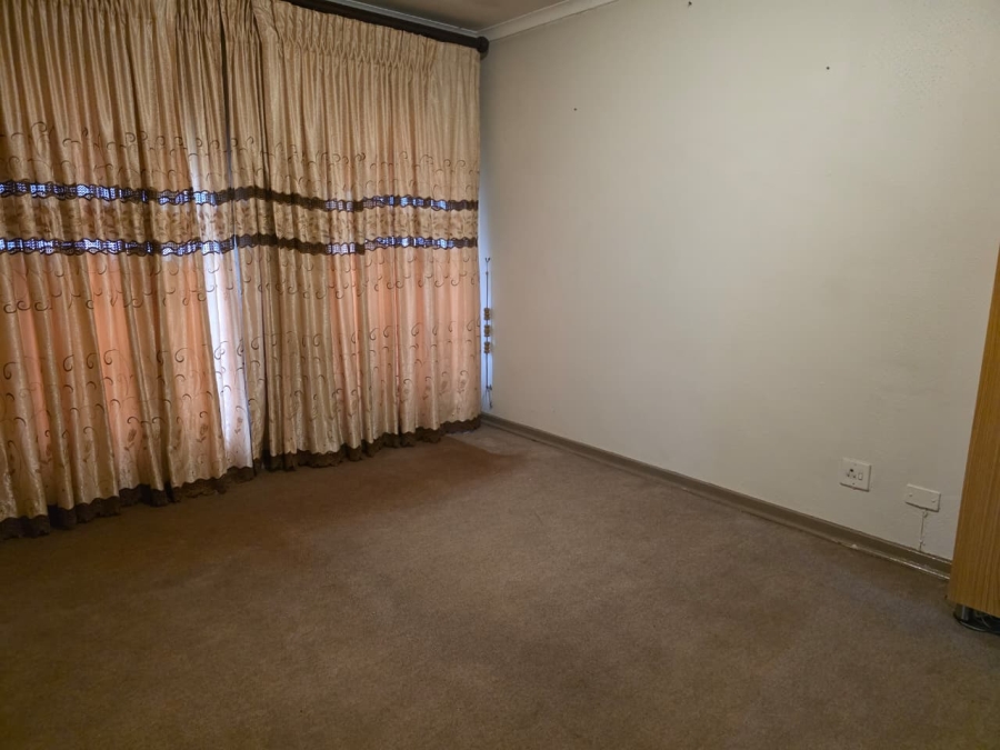 To Let 3 Bedroom Property for Rent in Vanderbijlpark Sw 2 Gauteng