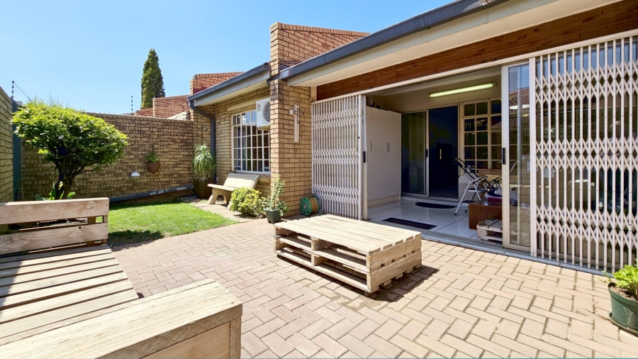3 Bedroom Property for Sale in Three Rivers Gauteng
