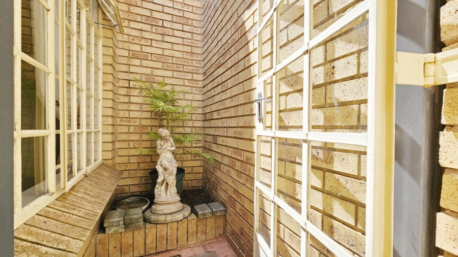 3 Bedroom Property for Sale in Three Rivers Gauteng